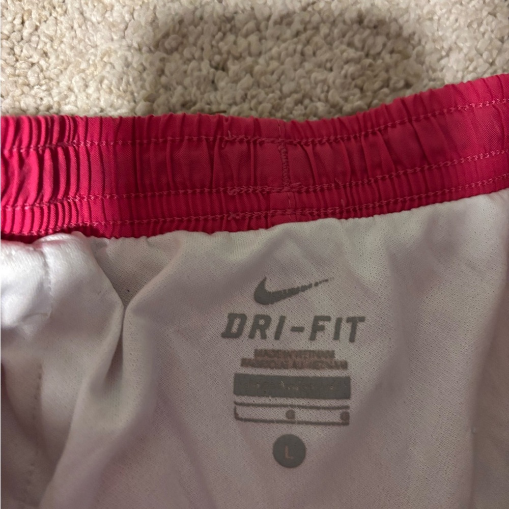 Nike Shorts - Picture 3 of 3